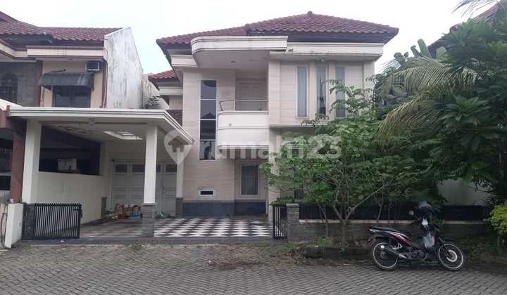 For Sale via Auction House Location at Unimas Garden Regency Housing, Waru, Sidoarjo.