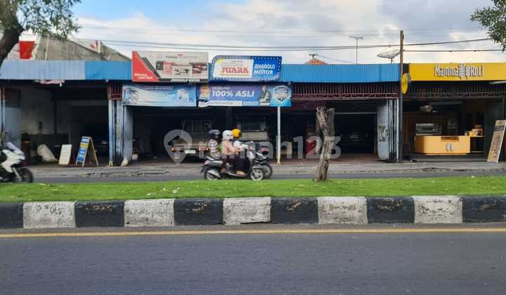 For Sale: Business Premises on Jenggolo Street, Sidoarjo City