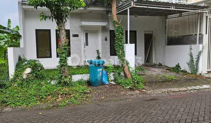 Dijual Via Lelang Rumah Lokasi Bukit Palma Citraland
