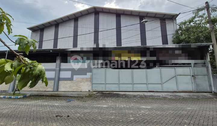 Dijual Gudang Plus Kantor Ex Variasi Mobil, Lokasi Pucang Indah Sidoarjo Kota