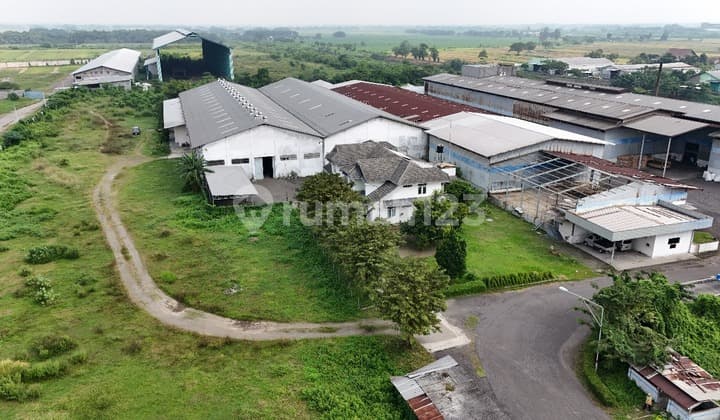 For Sale Via Auction: Land, Building, and Movable Goods Located at Jalan Raya Ngrame, Pungging District, Mojokerto Regency