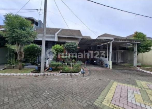Dijual Via Lelang Rumah Lokasi Star Safira Regency Kel Bohar Kec Taman Sidoarjo