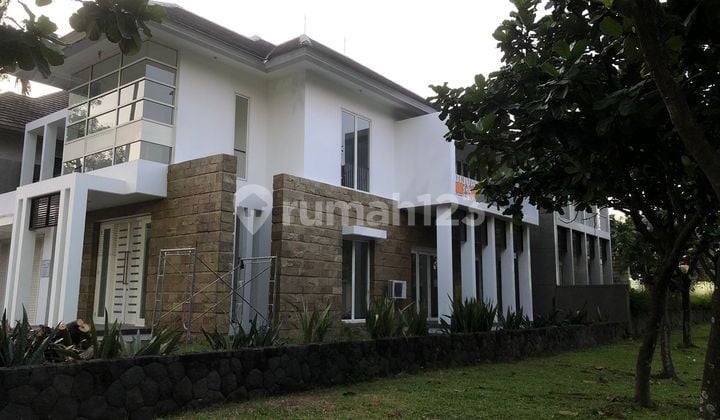 Dijual Rumah Diamond Hill Citraland Surabaya