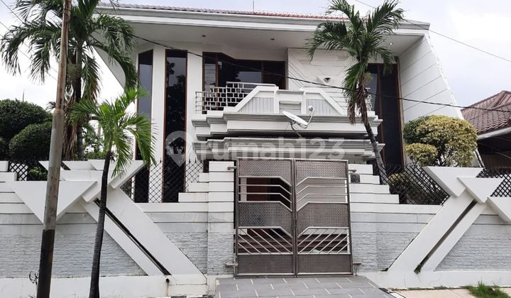 Dijual Rumah Mewah Dharmahusada Indah Utarasurabaya Timur Lokasi Elit & Prestisius