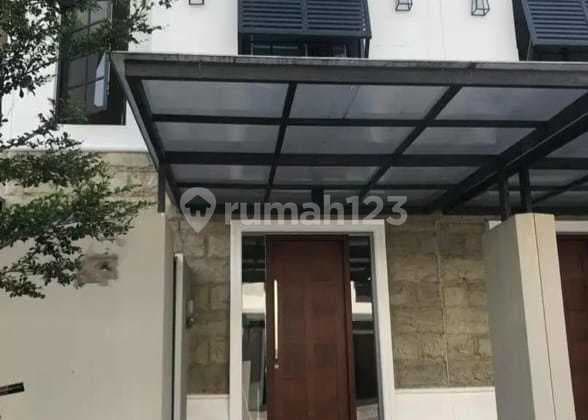Disewakan Rumah 2 Lantai Lokasi Grand Harvest