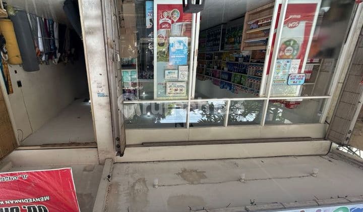 Dijual Ruko.atau Tempat Usaha Nol Jalan Raya Jombang