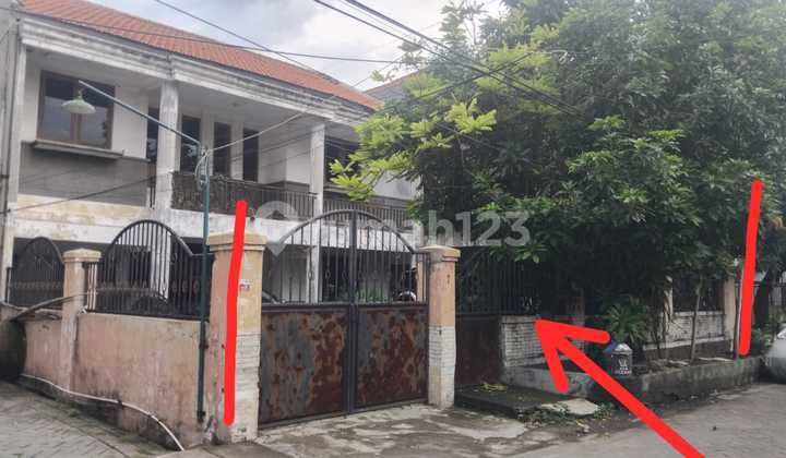 Dijual Via Lelang Rumah 2 Lantai Menur Surabaya