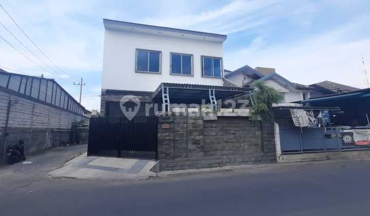 Di Jual Via Lelang Rumah Samping Mie Gacoan Surabaya
