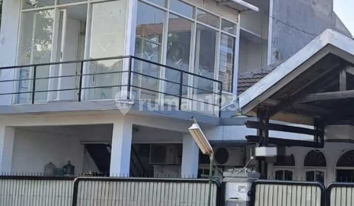Dijual Cepat Rumah Darmo Harapan Semi Furnished