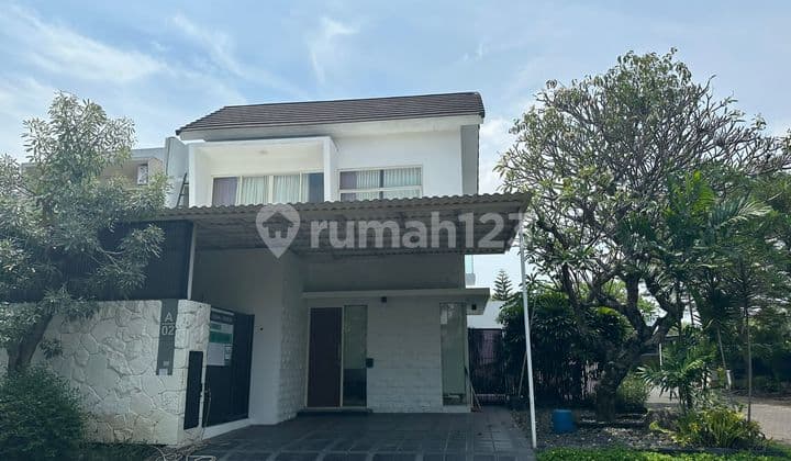 Dijual Rumah Mewah Full Furnished Di Forest Mansion – Private Pool & Siap Huni!
