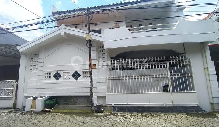 Di Jual Rumah Deket Kampus di Surabaya Timur