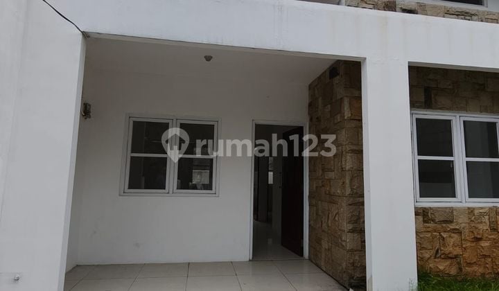 Rumah Bagus di Komp Taman Serua Sawangan Depok Jawa Barat