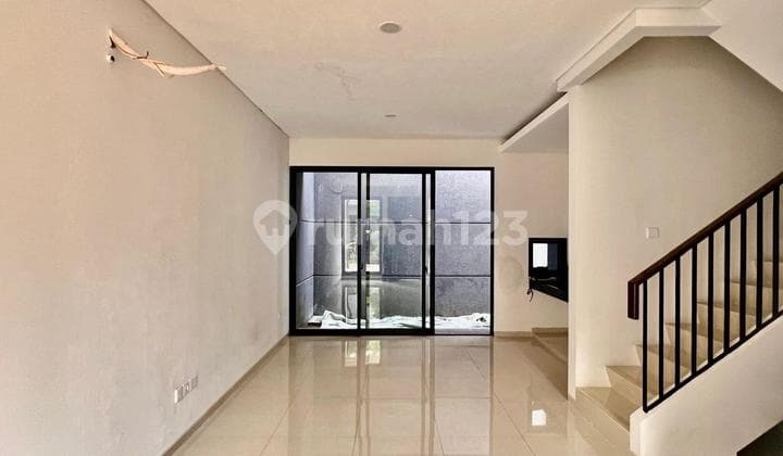 Rumah 2 Lantai,Lingkungan Ok di Bintaro Jaya 7.