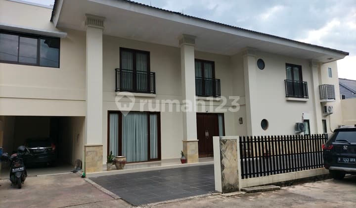 Dijualrumah Mewah 2 Lantai Kemang Rumah