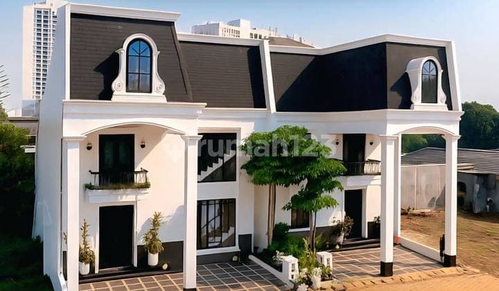 Brand New House, 3-Storey Building, Ready Full Furnished, Rooftop