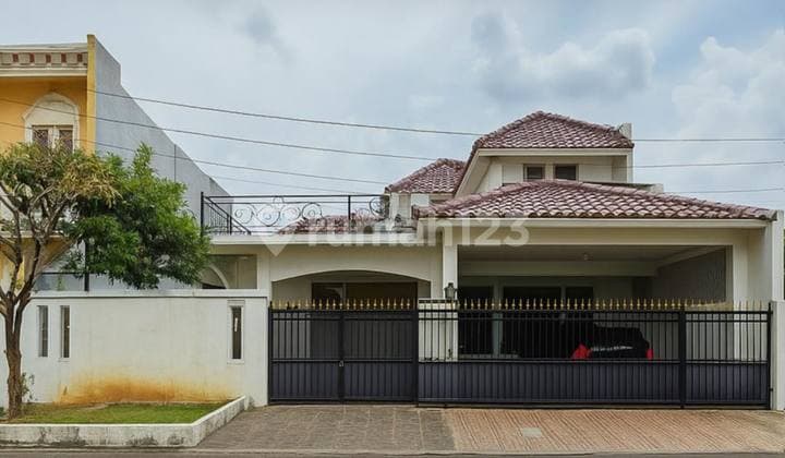 Rumah 2 Lantai Dalam Komplek, Strategis Dekat Aeon Mall & Stasiun