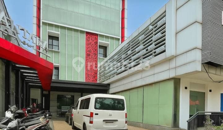 Hotel Dekat Dengan Pasar Baru Dan Pusat Pemerintahan Dan Kantor
