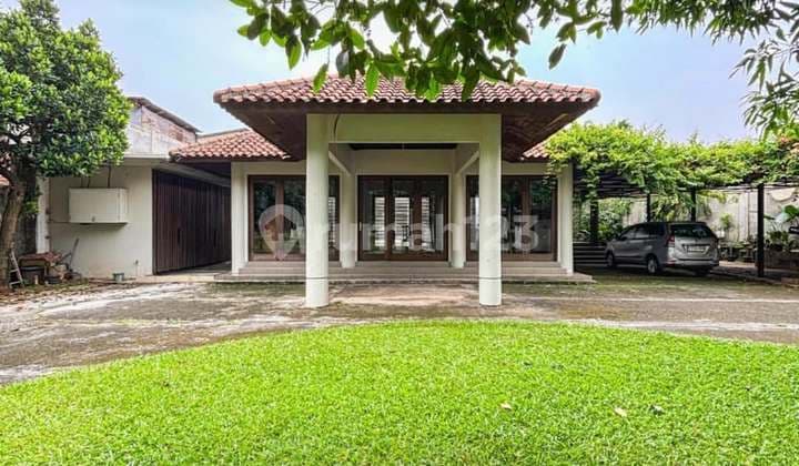 Tanah Luas, Rumah Asri, Cocok Untuk Hunian / Bangun Cluster