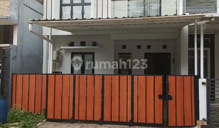 Rumah, 2 Lantai, SHM, Siap Huni,Di Perumahan Nuansa Betawi Cinere