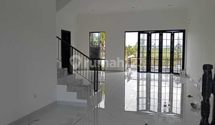 For Rent 2-Story House in PIK2 Size 10x25 Lake View Unfurnished Ready to Occup