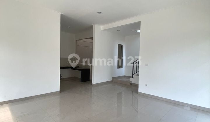 Disewa Rumah 2Lt Pik2 Uk 11X12,5 Hoek Siap Huni