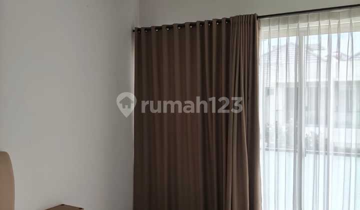 Disewakan Rumah PIK2 Cluster Hawaii Uk 8x12,5 Semi Furnish Siap Huni