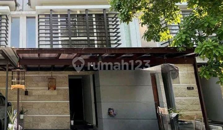 Dijual Rumah Semi Furnish di Graha Natura Surabaya