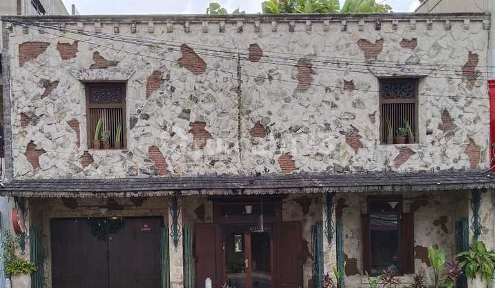 Dijual Rumah Komersial Siap Huni di Raya Tugu Yogyakarta