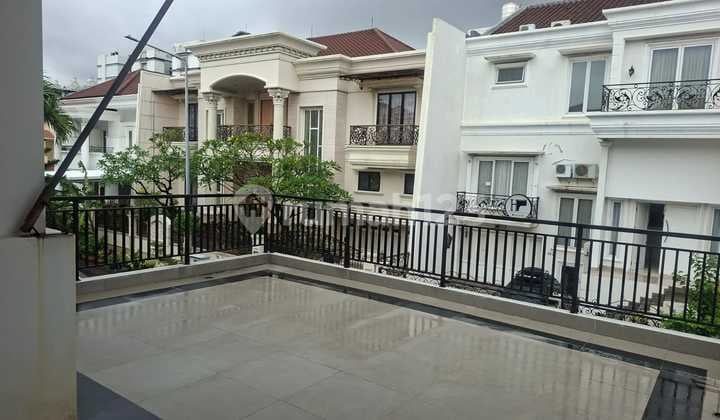 Rumah 2 Lantai Siap Pakai di Bgm Kelapa Gading Jakarta Utara