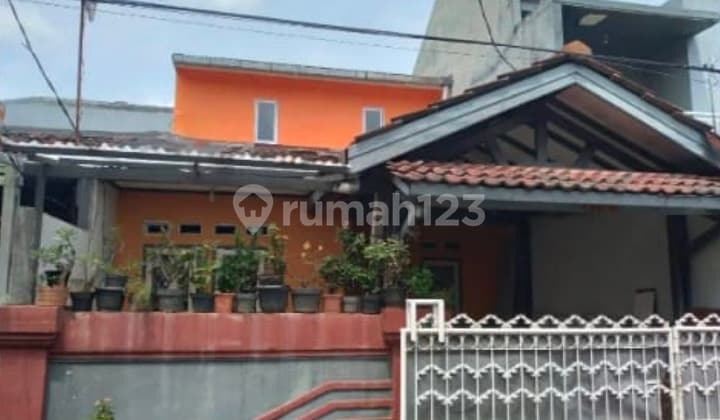 Dijual Rumah Strategis Di Harapan Baru Regency Bekasi