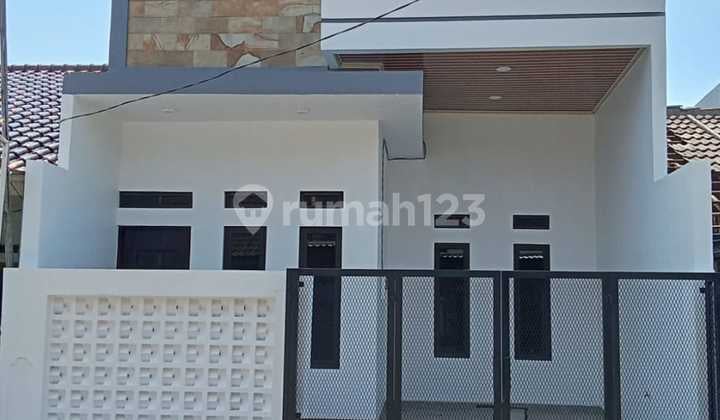 Contemporary Thematic House in Bulak Macan Harapan Jaya Bekasi