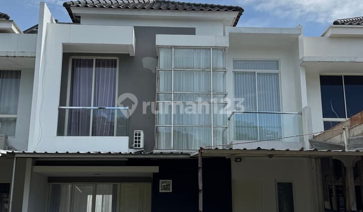 Disewakan Rumah Murah & Rapih Seperti Baru Luas Sekali Di Residence