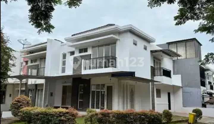 Rumah Hoek 4 Kamar Tidur Siap Huni di BSD Residence One