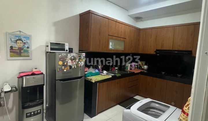 Dijual Rumah di Residence One Sudah Bangun Full 5 Kamar Tidur