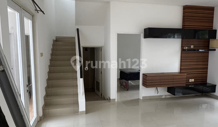Dijual Rumah Residence One BSD LT 144 Rapih Siap Huni