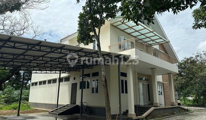 Tanah Luas + Bangunan Siap Pakai Lokasi Strategis di Tangerang