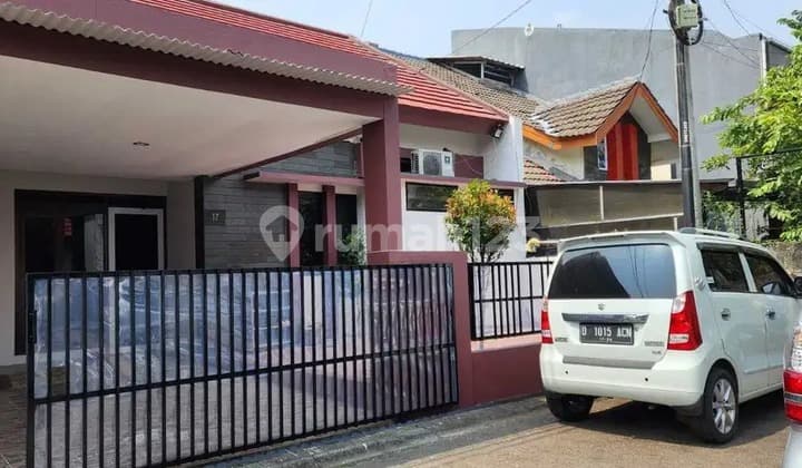 Nice House Ready to Live In Cheap Rarely Found in Puri Dago Antapani Complex