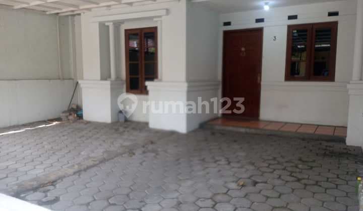 Rumah Strategis Nyaman Dan Aman Di Komplek Setradago Antapani,