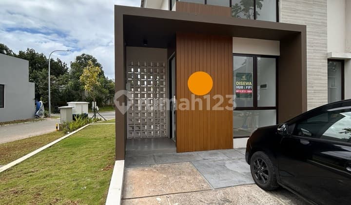 Rumah Baru Siap Huni Berada di Lingkungan yang Nyaman. Posisi Hoek