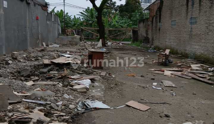 *disewakan Lahan Nempel Alam Sutera Serpong*l.tanah. : 500m² (11×44m)l. Bangunan 60m²lantai Sudah Keras Ada Bangunan Baru Dibongkarcocok Buat Bengkel, Gudang, Dlljalan Depan Lebarharga : 150jt/tahun. Minimal Sewa 3 Tahun (serius? Nego Sampai Deal)*hubungi