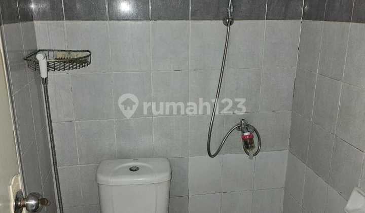 Disewakan.atau Dijual Aja Rumah Hoek Melati Mas