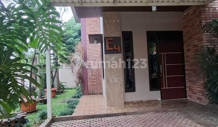 Di Sewakan Rumah Bagus Hook , Limo Cinere