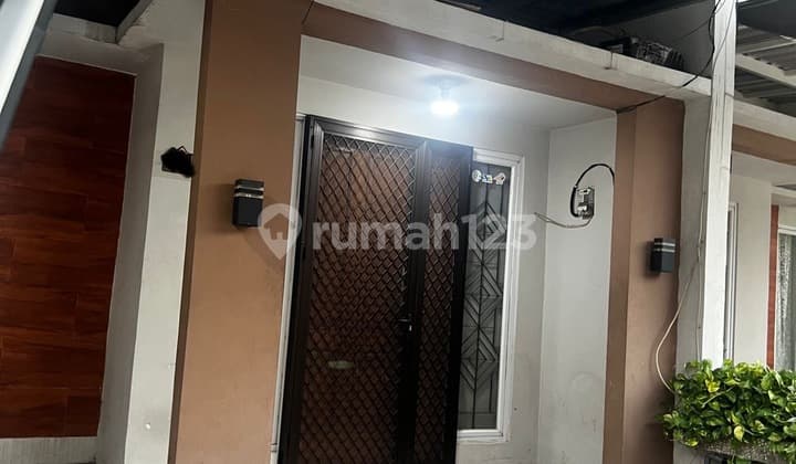 Dijual.cepat Rumah Di Golden Star Residence 3