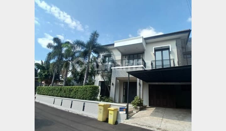 Luxury house for sale in Gandaria, South Jakarta, ready to occupy.