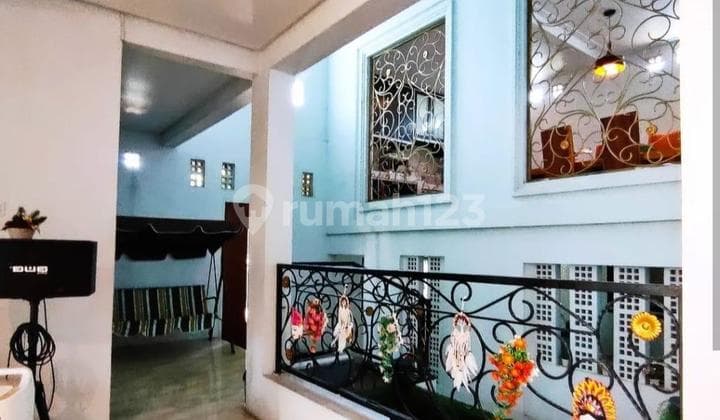 Nice House SHM Cibubur, East Jakarta