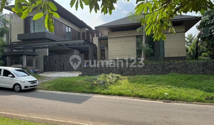 DIJUAL RUMAH MEWAH BESAR 2 LANTAI BARU GRESS