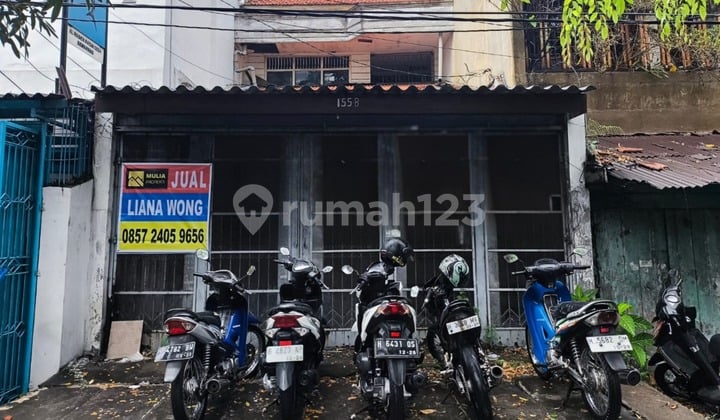 JUAL RUMAH DI TEPI JALAN RAYA JL RADEN PATAH SEMARANG COCOK UNTUK USAHA / TOKO JUAL RUMAH DI TEPI JALAN RAYA JL RADEN PATAH SEMARANG COCOK UNTUK USAHA / TOKO