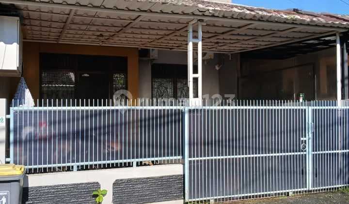 For Quick Sale: House Price Bu Di in Kencana Loka BSD