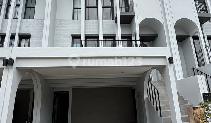New Semi-Furnished House for Rent In Greenwich Bsd