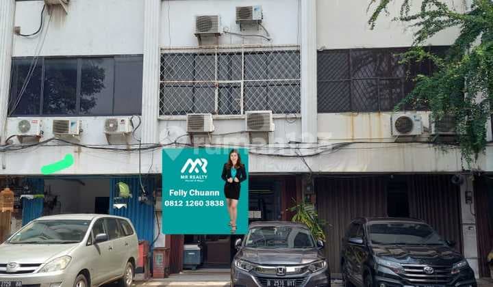 Ruko 3 Lantai Bagus di Jl Kopi Roa Malaka Jakarta Barat. Lokasi Strategis